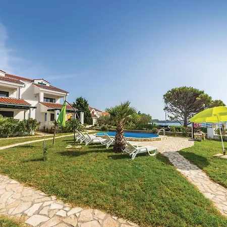 Appartamento Three-bedroom In *