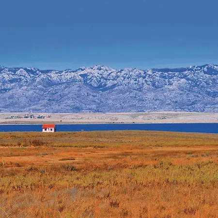 Three-bedroom In פריבלאקה
