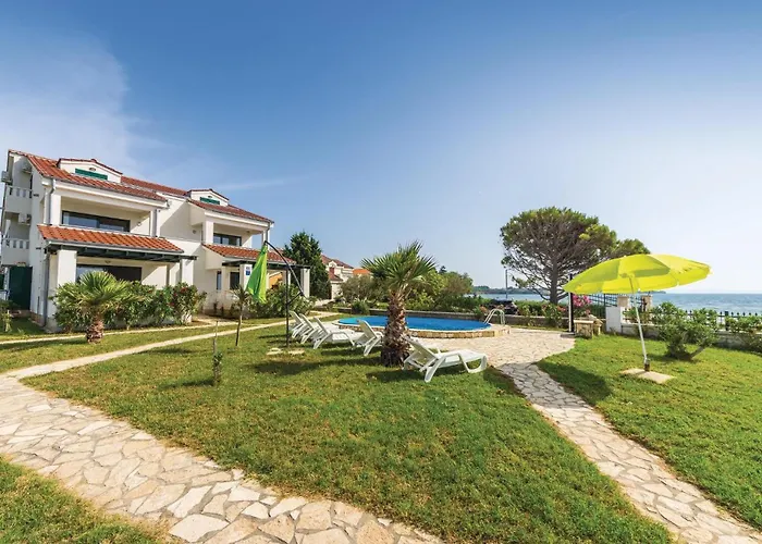 Apartment Three-bedroom In *