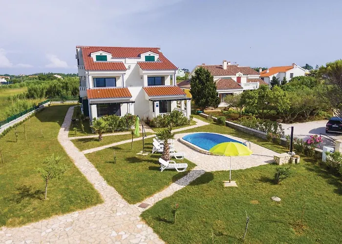 Three-bedroom In Privlaka (Zadar)