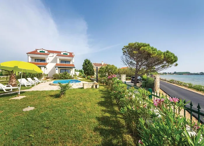 Appartamento Three-bedroom In Privlaka (Zadar)
