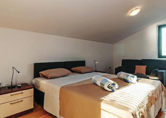 Three-bedroom In Apartment