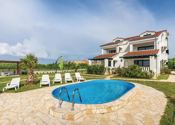 Three-bedroom In Apartment