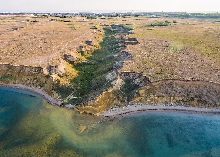 Apartment Three-bedroom In