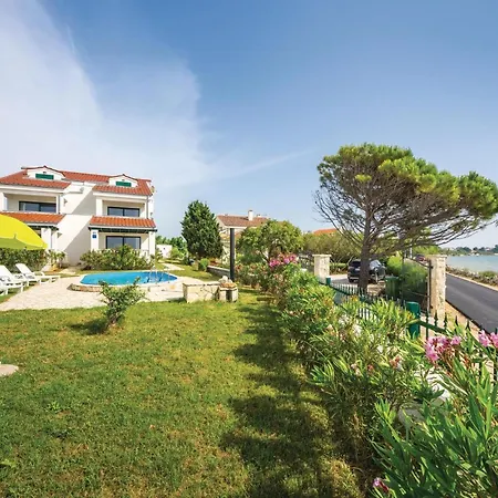 Lejlighed Three-bedroom In Privlaka (Zadar)